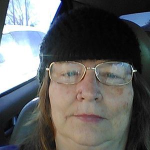 Meet your Posher, Dana